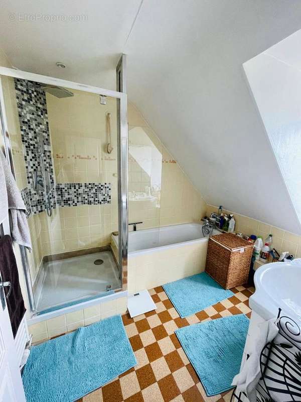   - Appartement à STRASBOURG