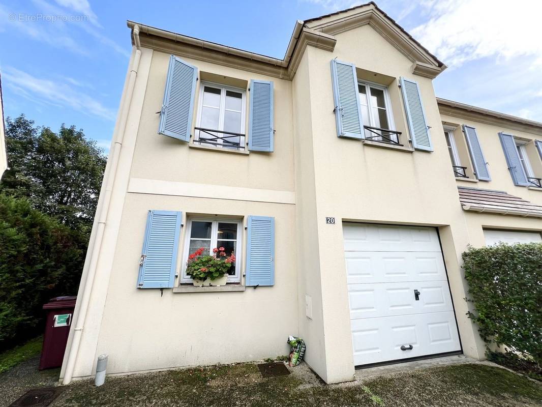 Maison à CHELLES