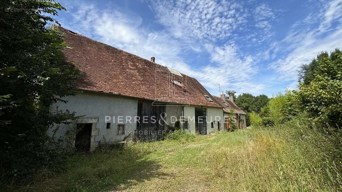 Maison à MONTIPOURET