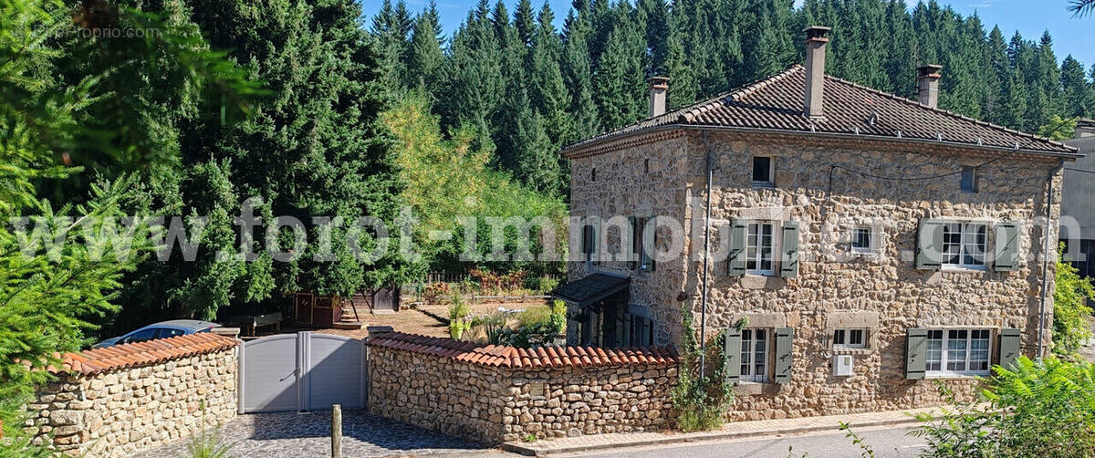 Maison à SAINT-BARTHELEMY-GROZON