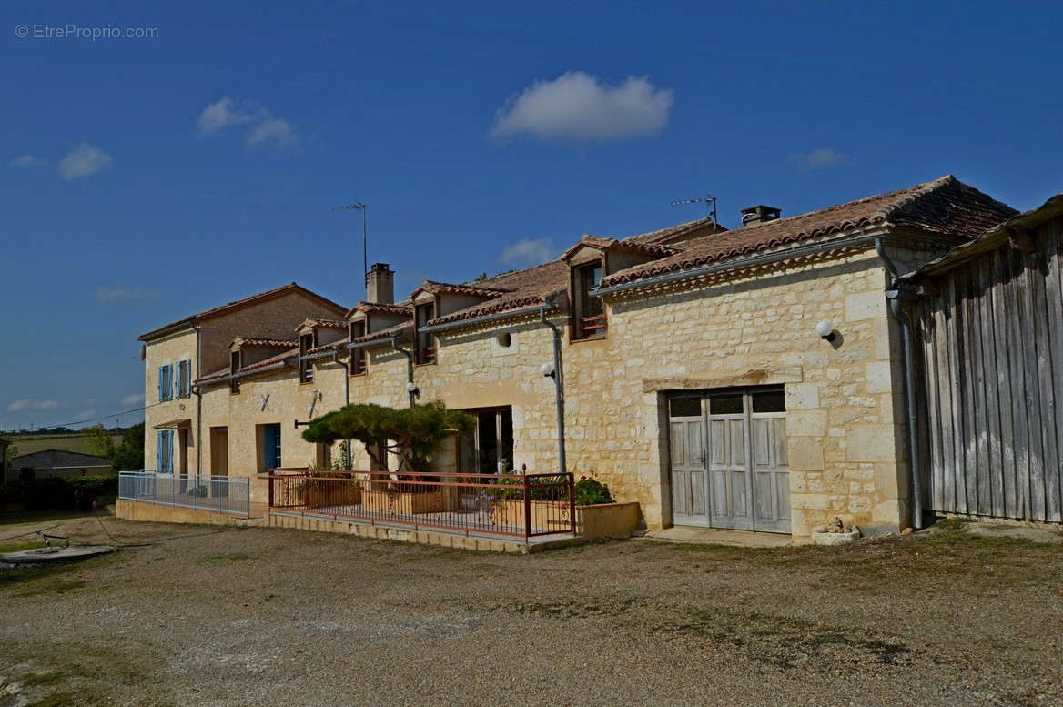 Maison à DURAS