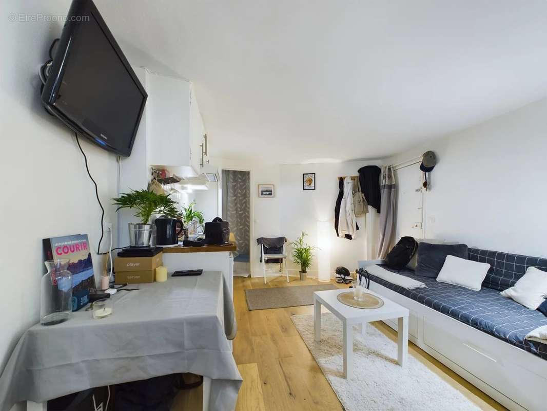 Appartement à PARIS-9E