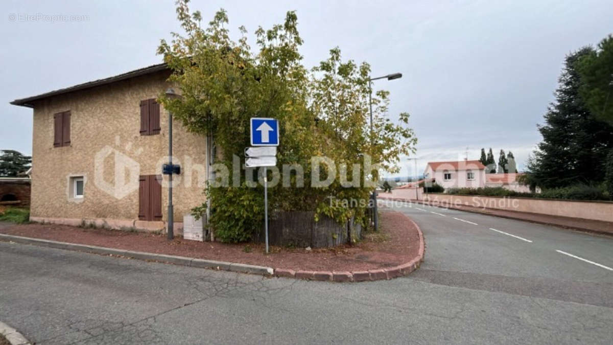 Appartement à MABLY