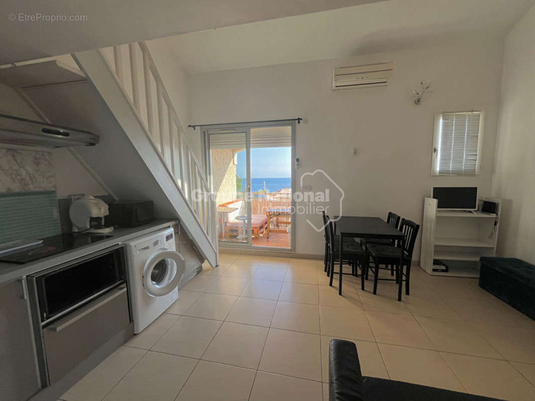 Appartement à SAUSSET-LES-PINS