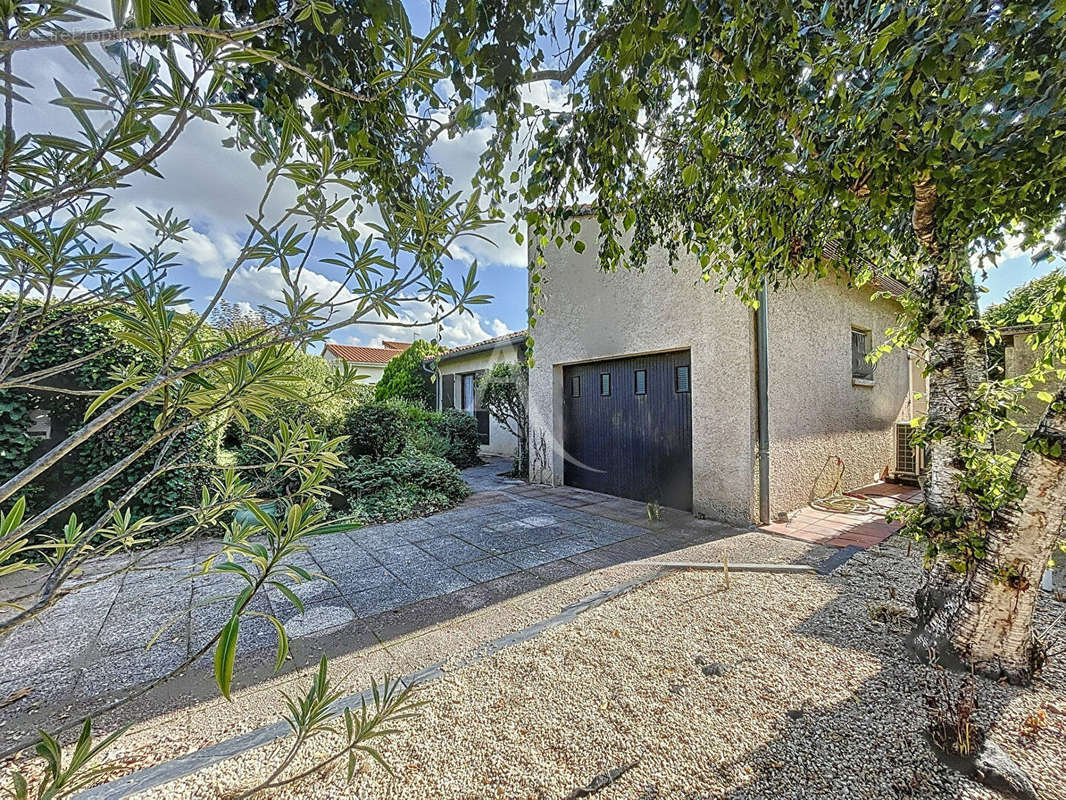 Maison à CASTELGINEST