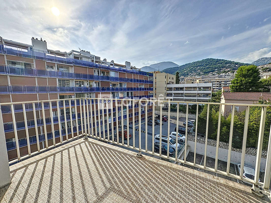 Appartement à ROQUEBRUNE-CAP-MARTIN