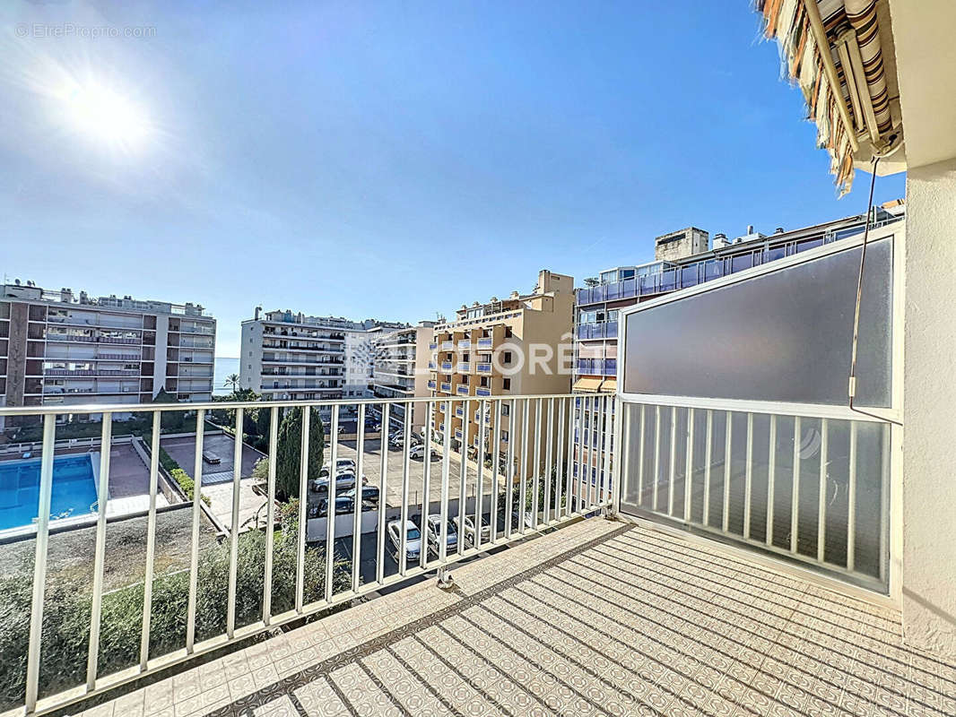 Appartement à ROQUEBRUNE-CAP-MARTIN