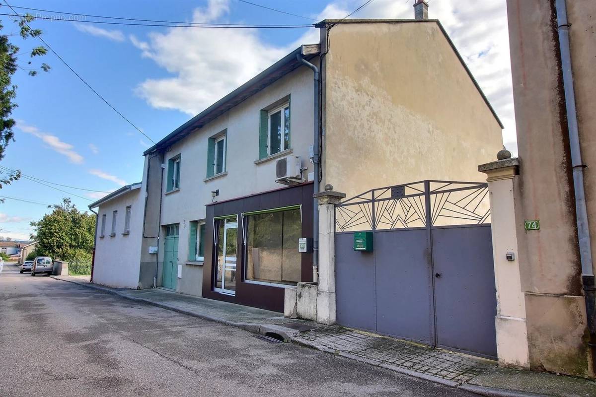 Maison à SAINT-SORLIN-EN-VALLOIRE