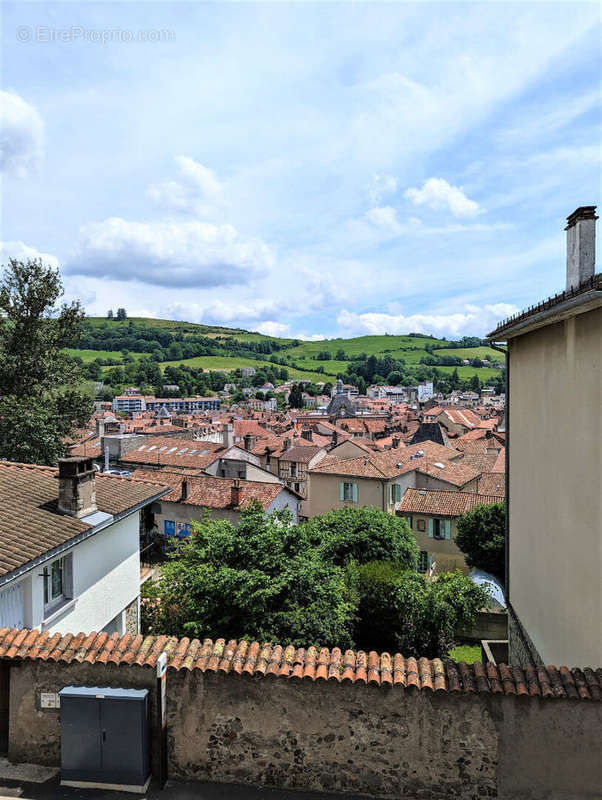 Maison à AURILLAC