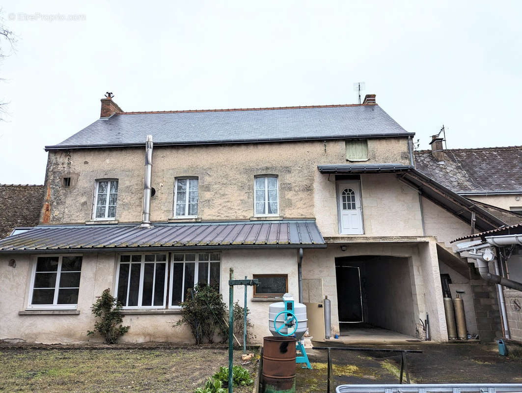 Maison à LUYNES