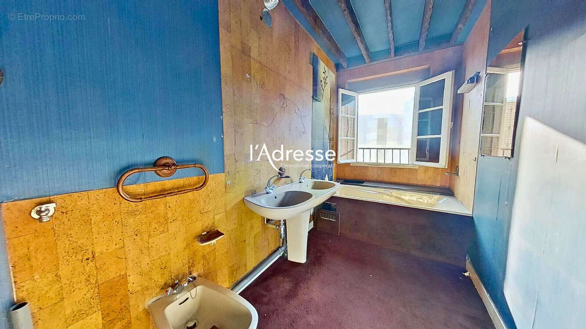 Appartement à PARIS-15E