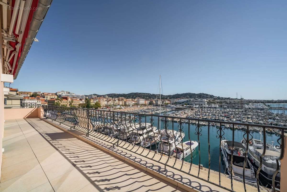 Appartement à CANNES