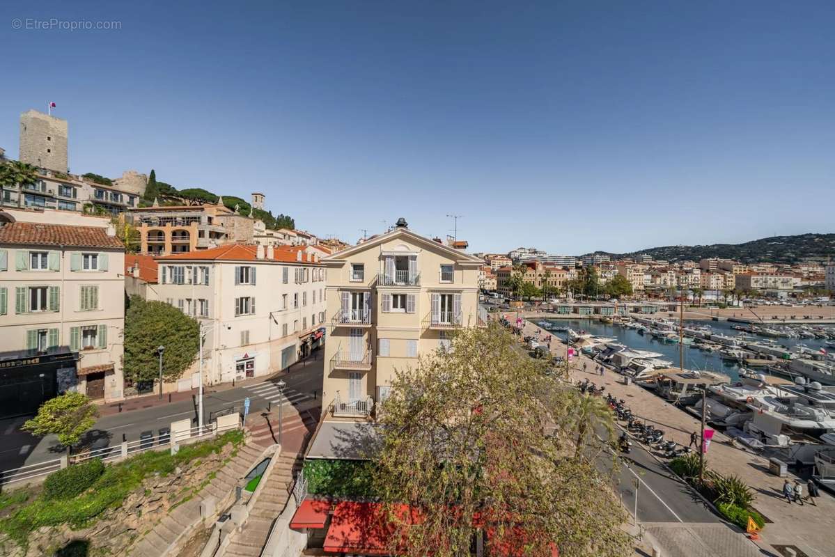 Appartement à CANNES