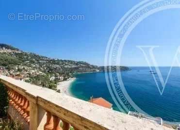 Appartement à ROQUEBRUNE-CAP-MARTIN