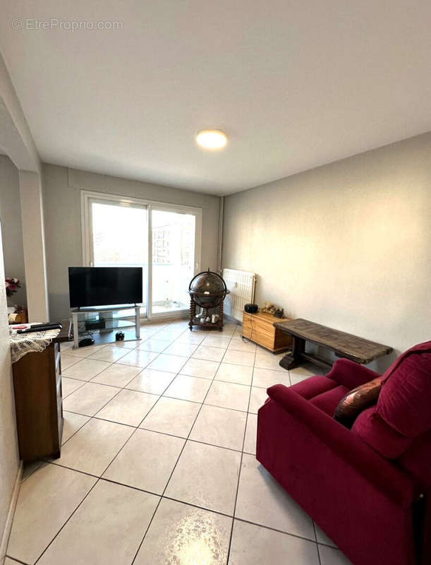 Appartement à MEYLAN