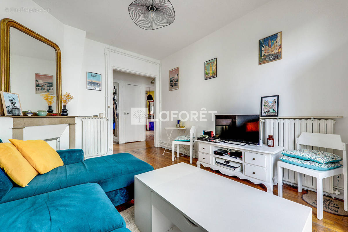 Appartement à PARIS-20E