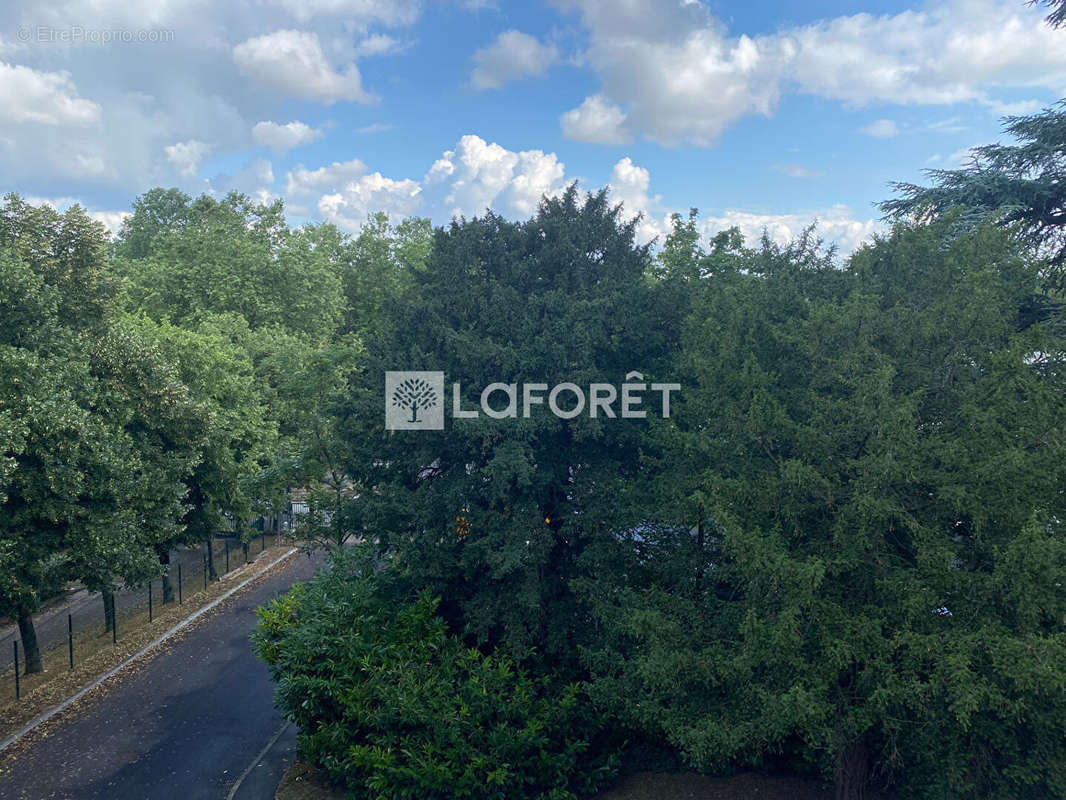 Appartement à BOUGIVAL