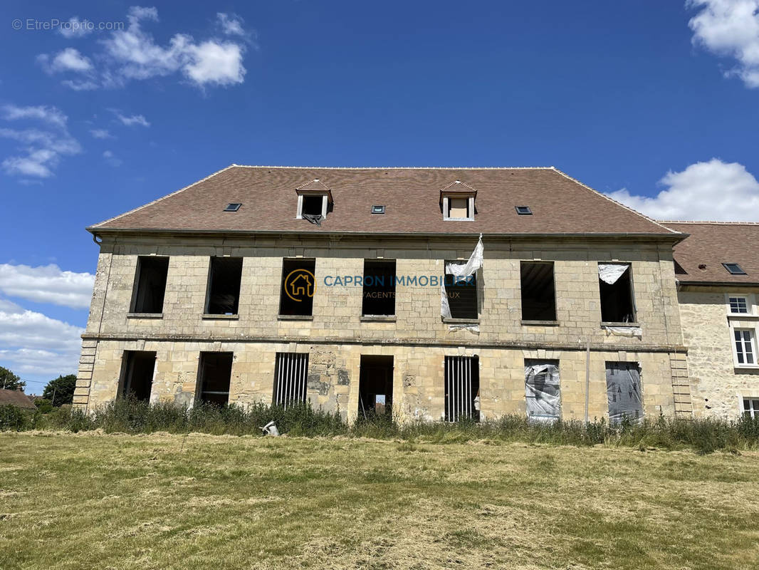 Appartement à VALLANGOUJARD