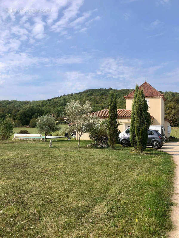 Maison à CAILLAC