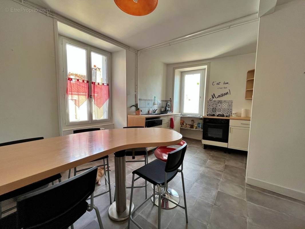 Appartement à MOUILLERON-EN-PAREDS