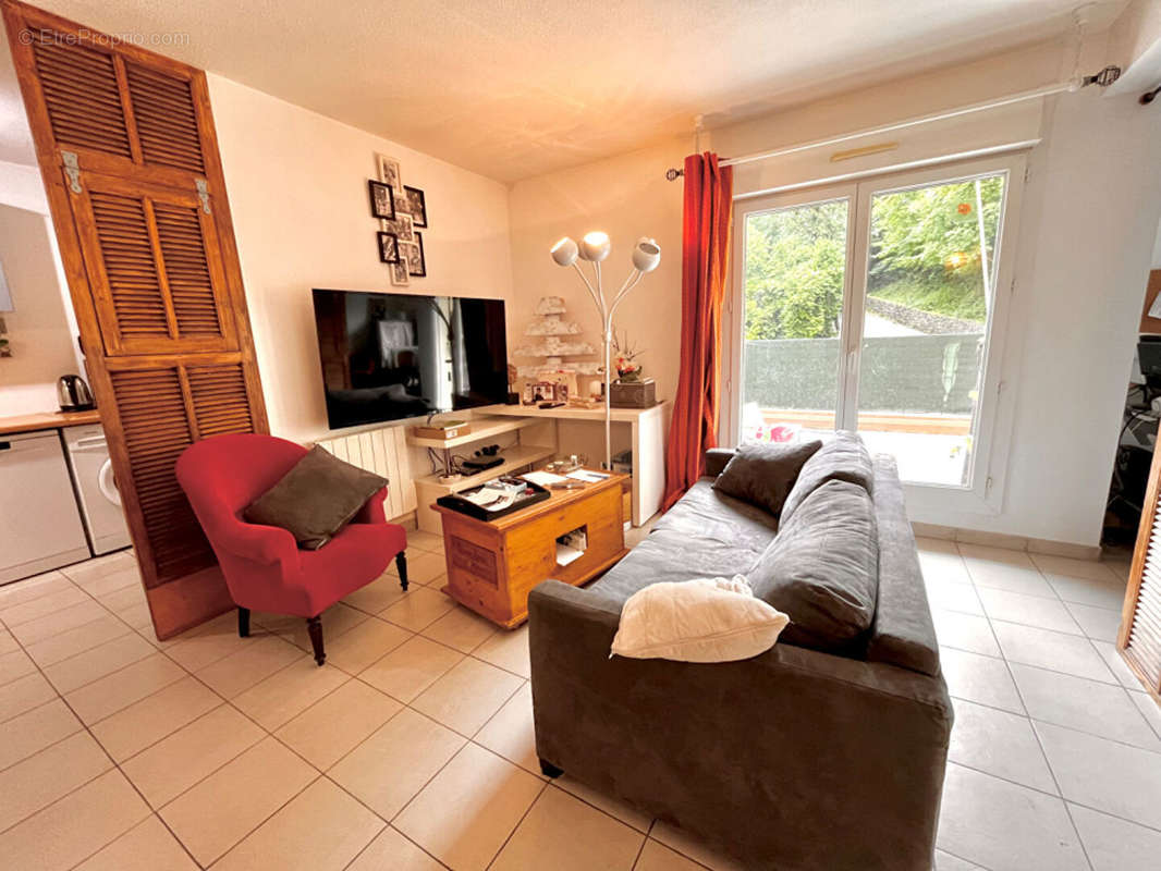 Appartement à ROQUEBILLIERE