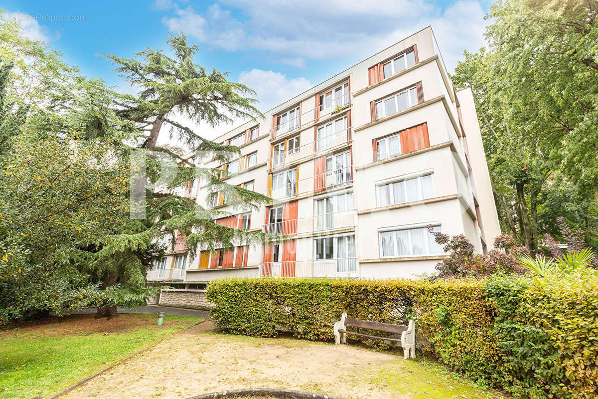 Appartement à FONTENAY-AUX-ROSES