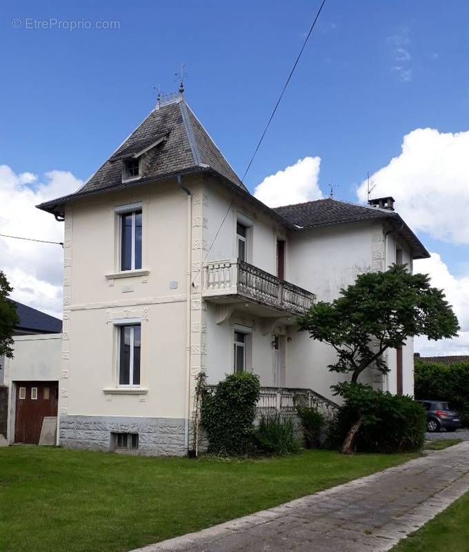 Maison à AUREILHAN