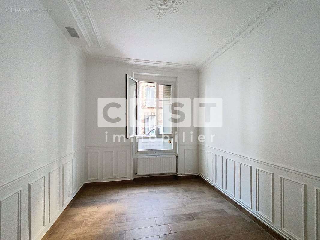 Appartement à ASNIERES-SUR-SEINE