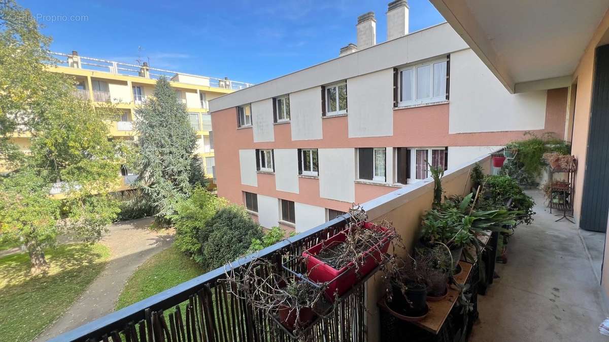 Appartement à COLOMIERS