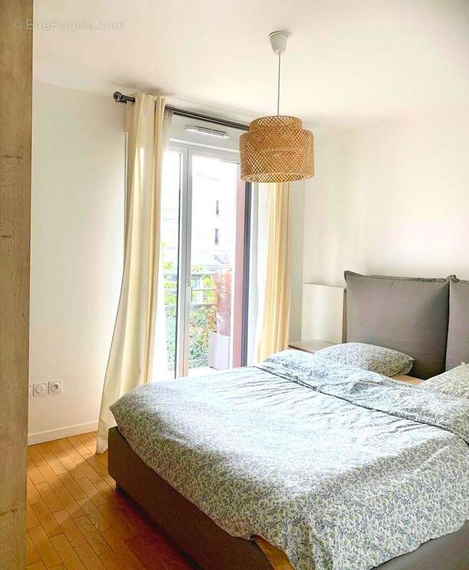 Appartement à PARIS-15E