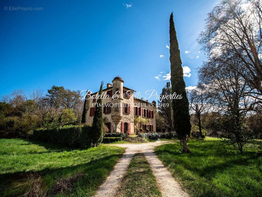 Maison à UZES