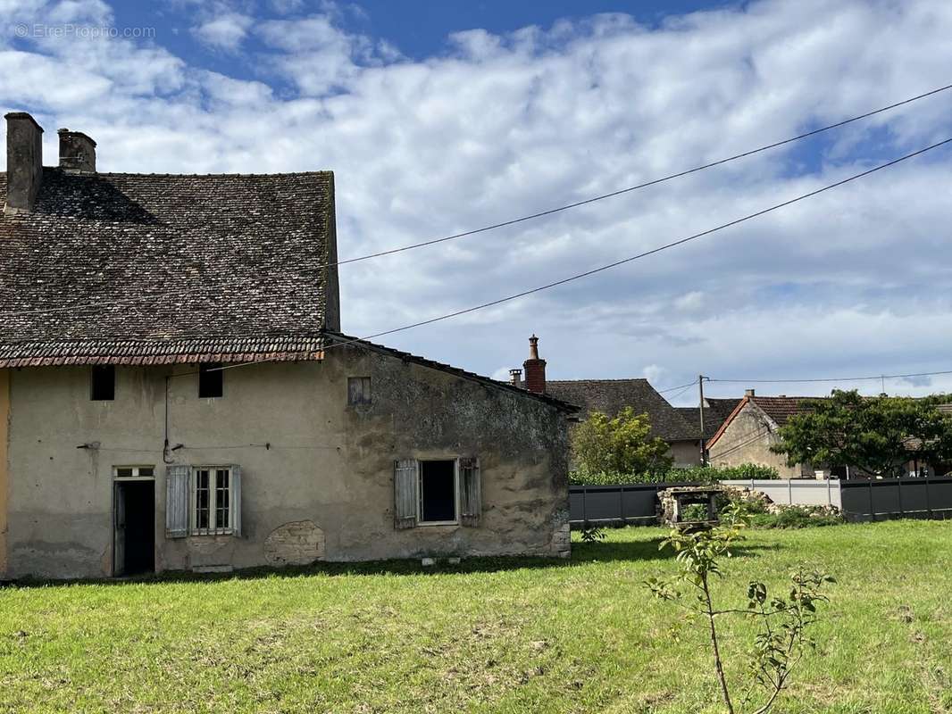 Maison à SIMANDRE