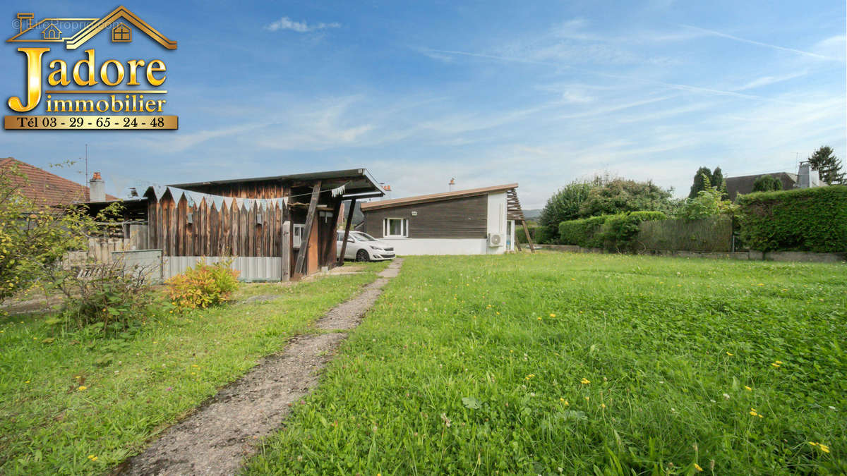 Maison à BRUYERES