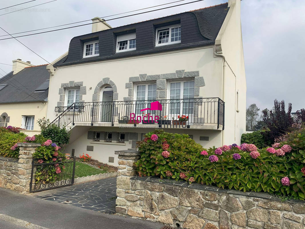 Maison à LE FOLGOET