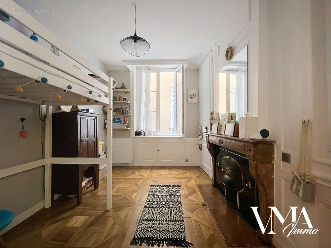 Appartement à LYON-5E