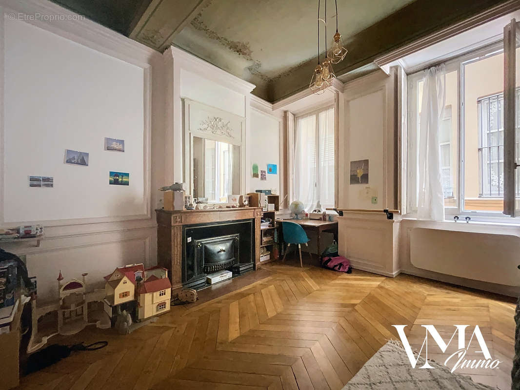 Appartement à LYON-5E