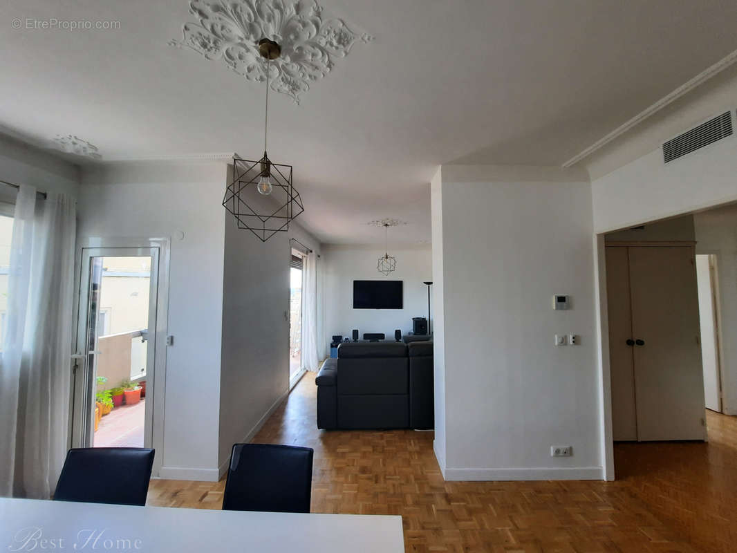 Appartement à NIMES