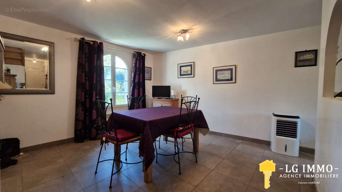 Appartement à MORTAGNE-SUR-GIRONDE