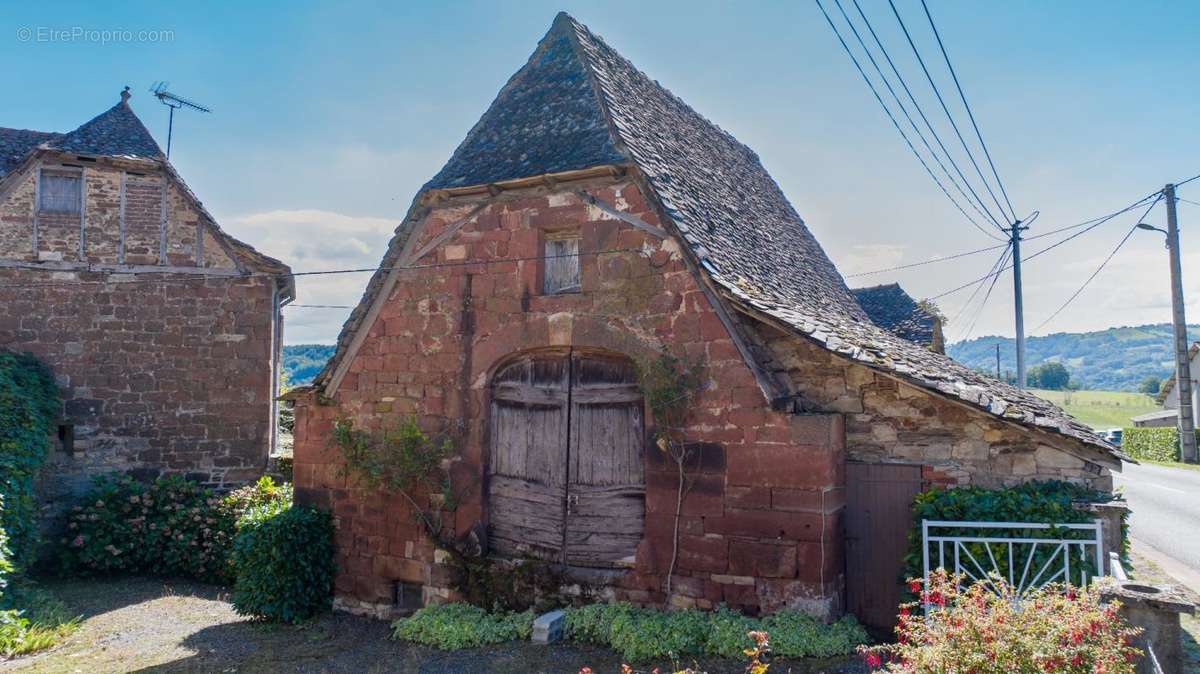 Maison à SAINT-CYPRIEN-SUR-DOURDOU