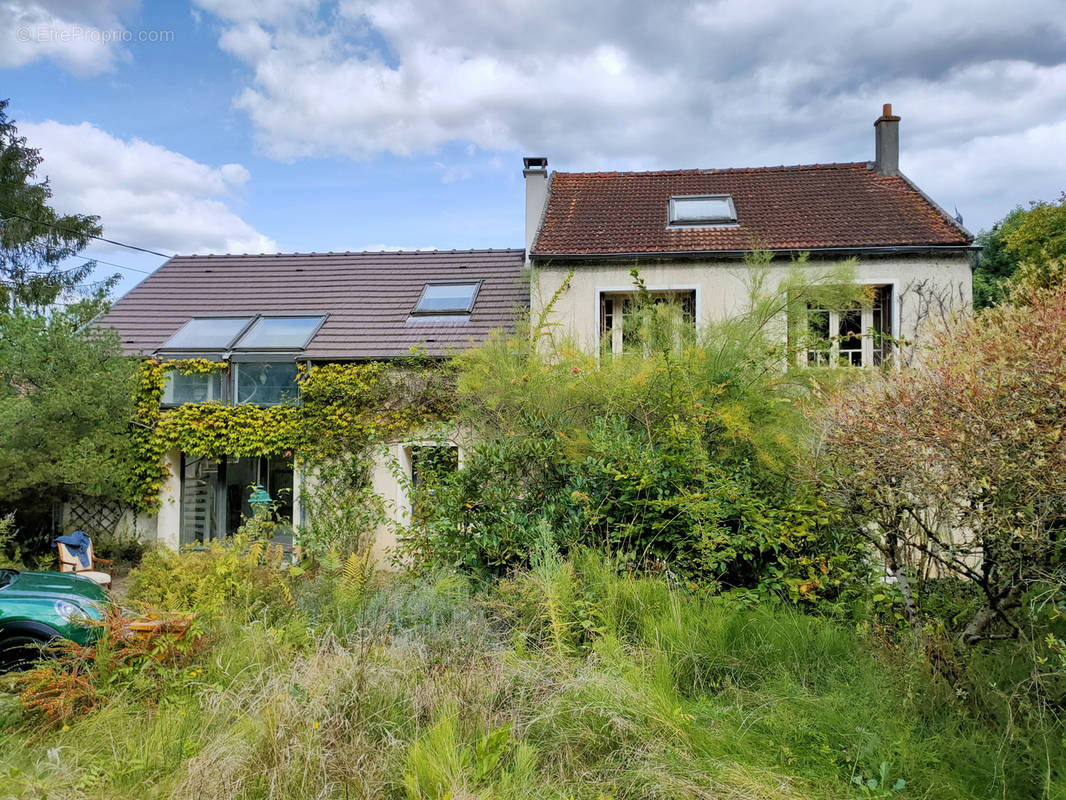 Maison à SAINT-REMY-LES-CHEVREUSE