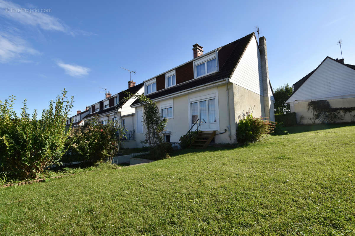 Maison à AILLY-SUR-SOMME