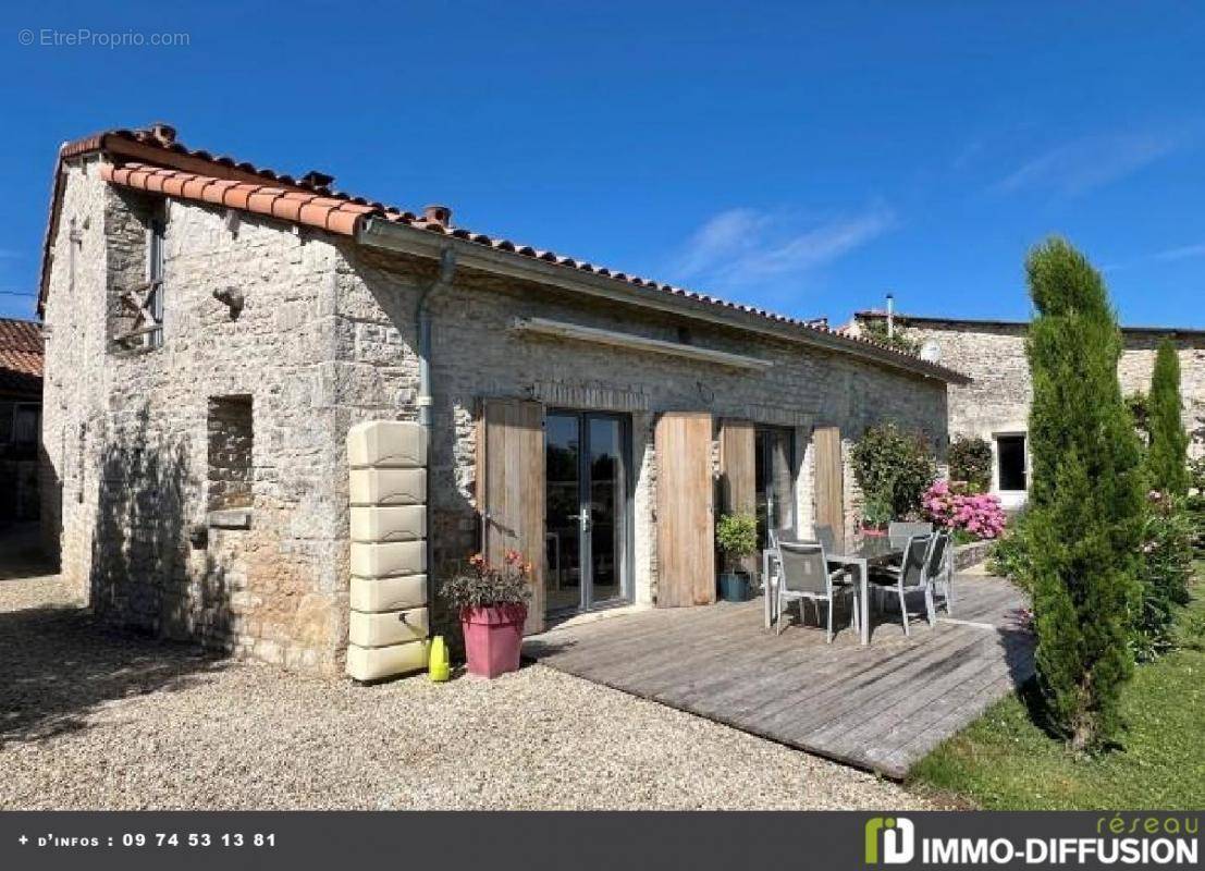 Maison à VERTEUIL-SUR-CHARENTE