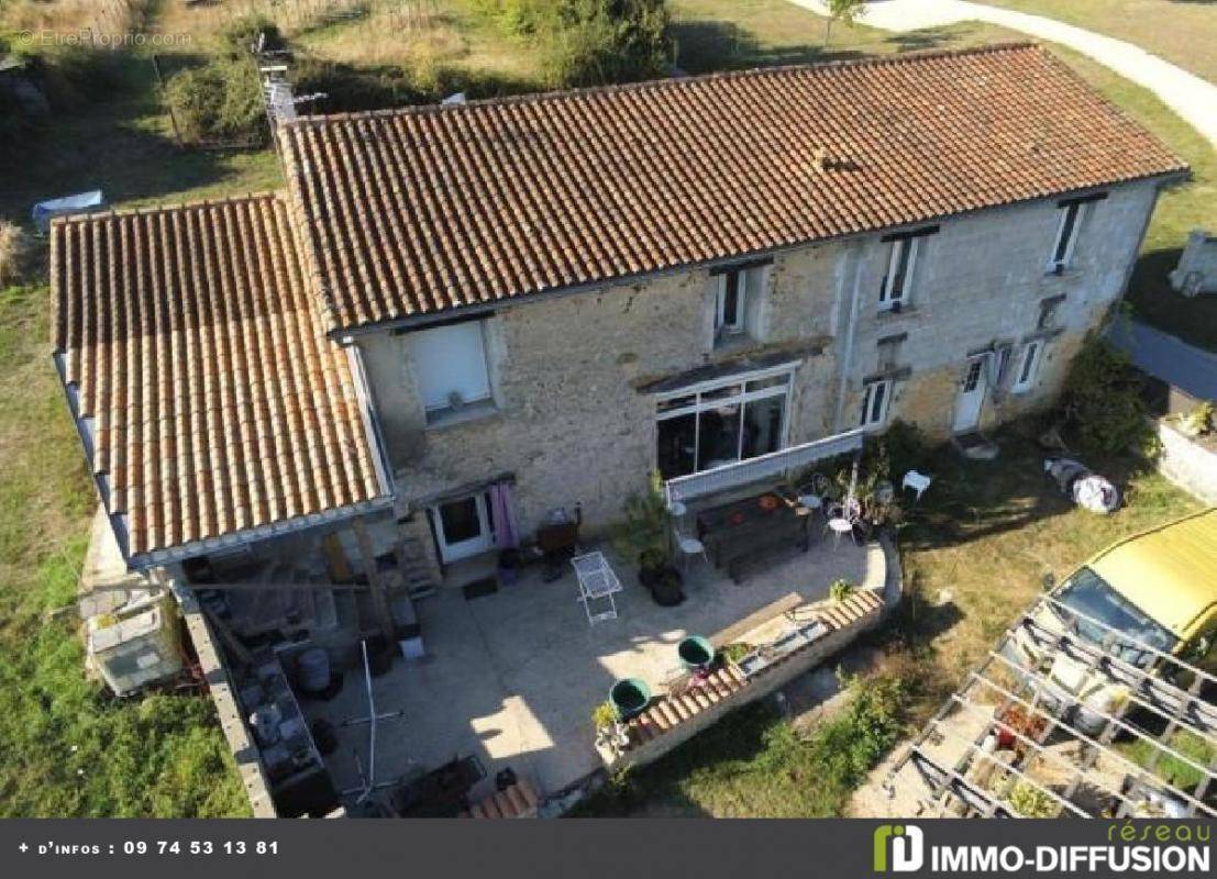 Maison à VERTEUIL-SUR-CHARENTE