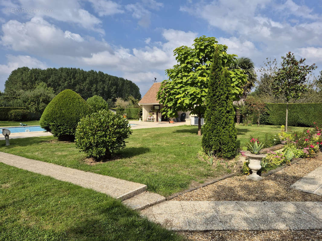 Maison à ORGERUS