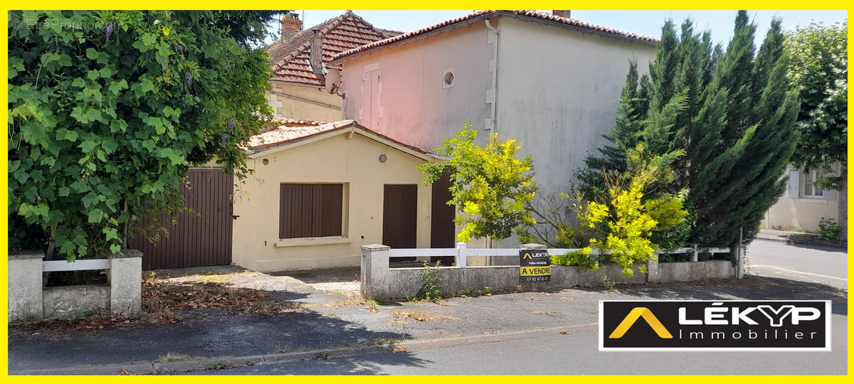 Maison à SAINT-JEAN-D&#039;ANGELY