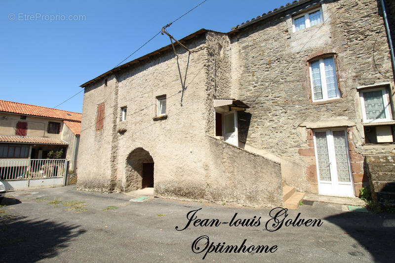 Maison à CAMARES