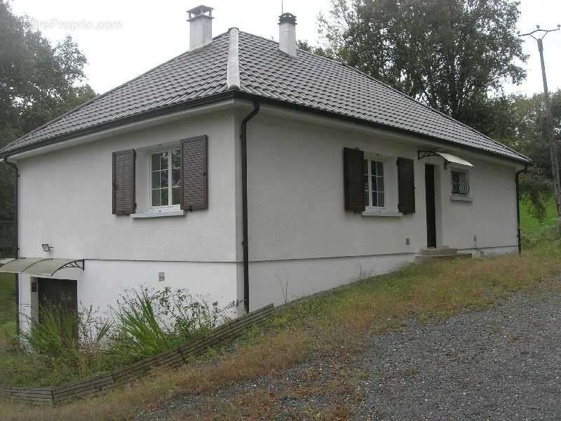 Maison à SAINT-PRIEST-SOUS-AIXE