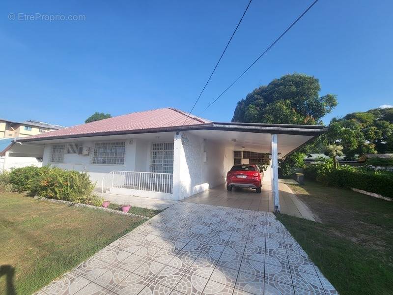 Maison à CAYENNE