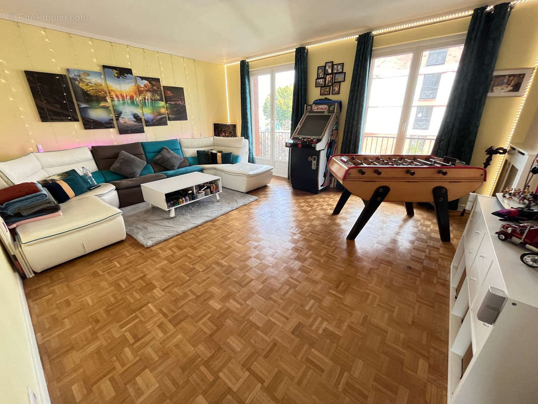 Appartement à RUEIL-MALMAISON