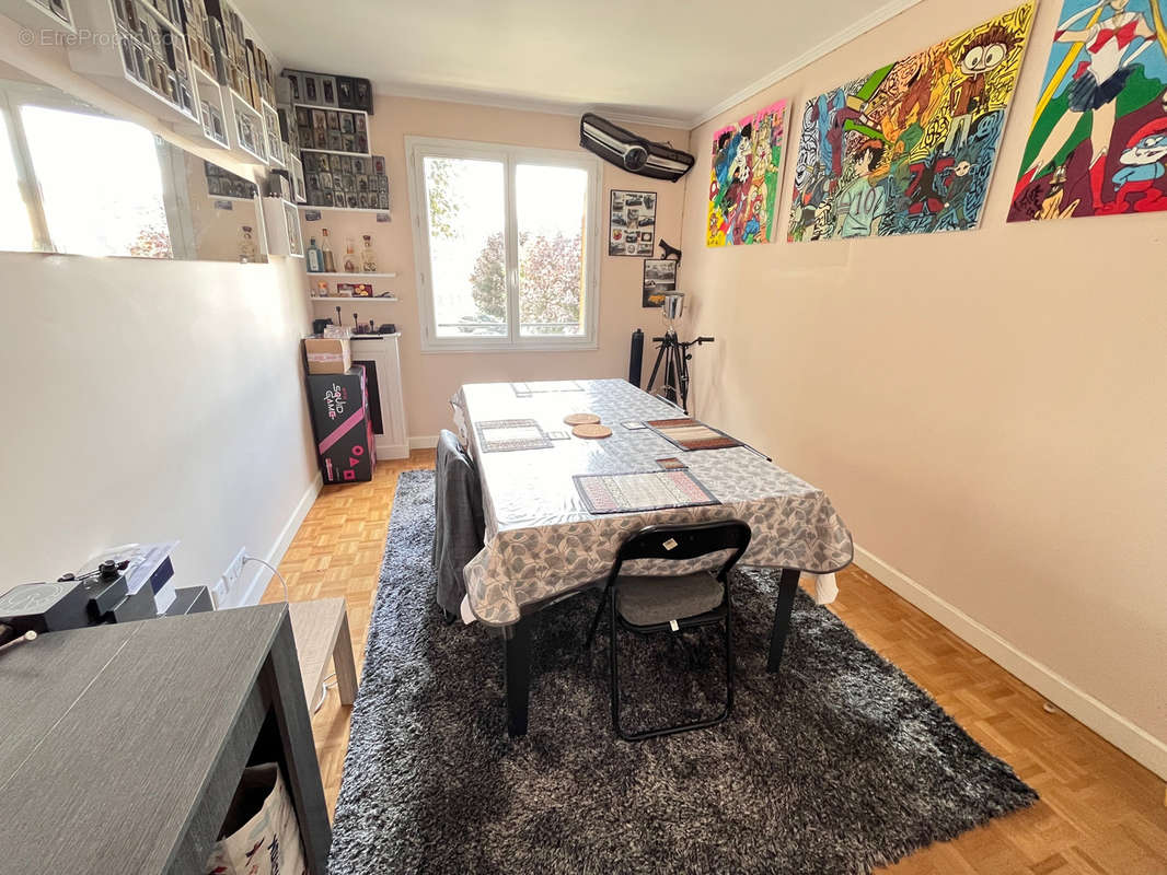 Appartement à RUEIL-MALMAISON